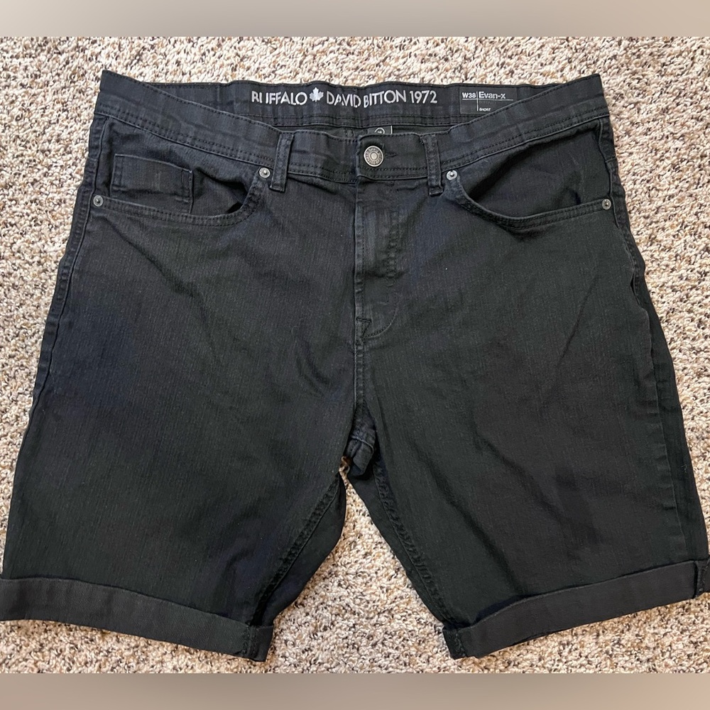 Men David Bitton black denim shorts with a 29" inseam #denimshorts